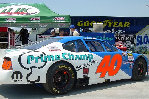 Joey Hanssen snelle leerling in Nascar Canadian Tires Series